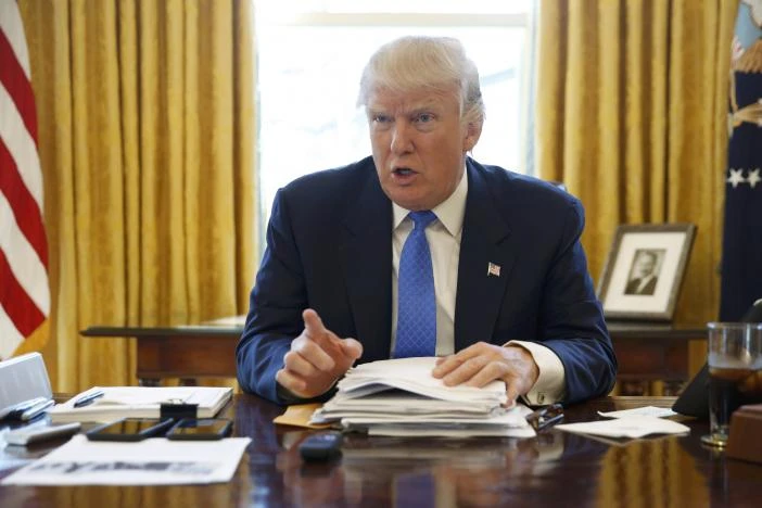 Tổng thống Trump trả lời phỏng vấn độc quyền Reuters tại Nhà Trắng ngày 23-2. Ảnh: REUTERS