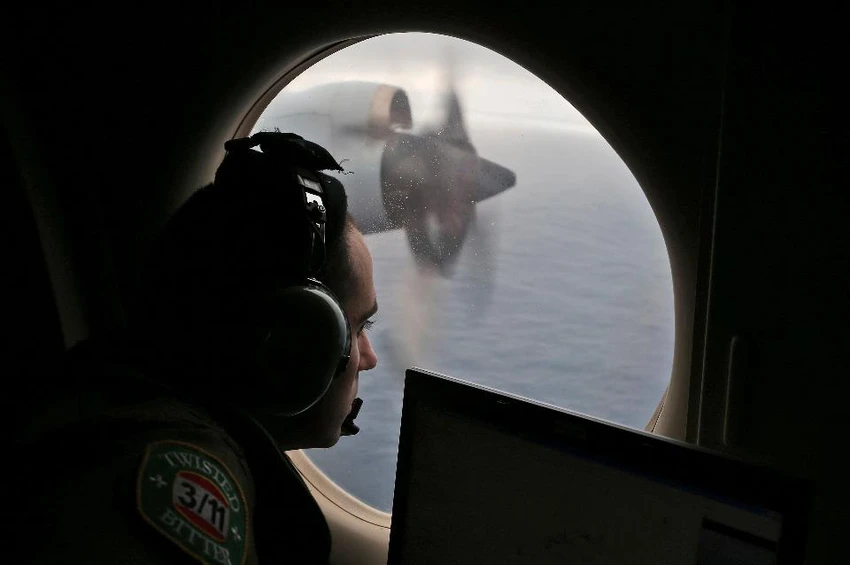 Không quân Úc tìm kiếm chiếc MH370 ở nam Ấn Độ Dương vào ngày 22-3-2014. Ảnh: AP
