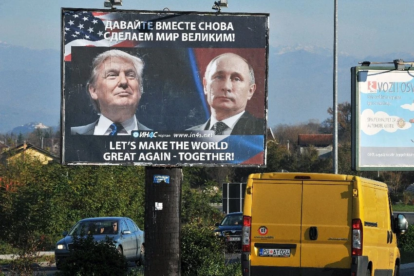 Hai Tổng thống Mỹ Donald Trump (trái) và Nga Vladimir Putin tuyên bố sẽ cải thiện quan hệ hai bên. Ảnh: REUTERS