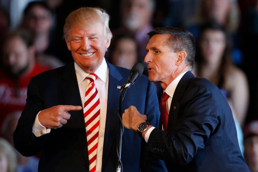 Tổng thống Trump (trái) ủng hộ ông Flynn (trái) tìm kiếm miễn truy tố. Ảnh: THE CITIZEN
