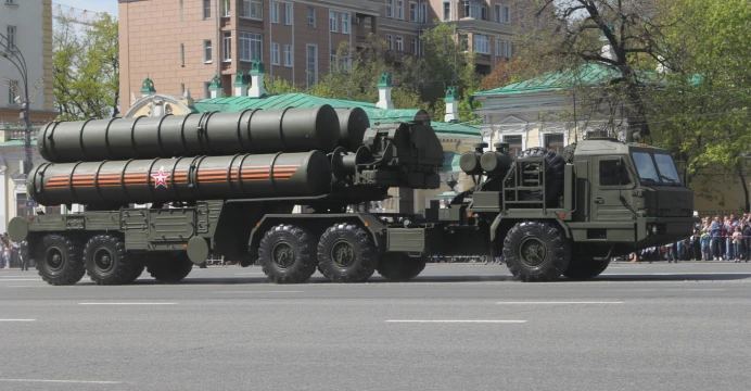Hệ thống tên lửa S-400 của Nga.