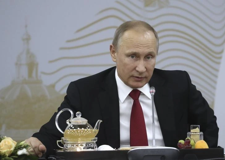 Tổng thống Nga Putin trong cuộc phỏng vấn với nhà báo Kelly của đài NBC ngày 2-6. Ảnh: REUTERS