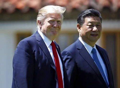 Tổng thống Mỹ Donald Trump (trái) và Chủ tịch Trung Quốc Tập Cận Bình tại Mỹ đầu tháng 4. Ảnh: AP