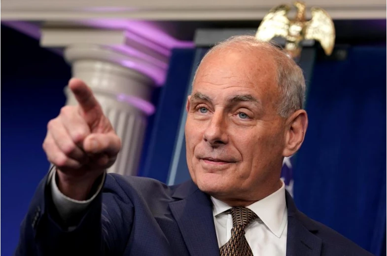 Chánh Văn phòng Nhà Trắng John Kelly họp báo ngày 12-10. Ảnh: REUTERS