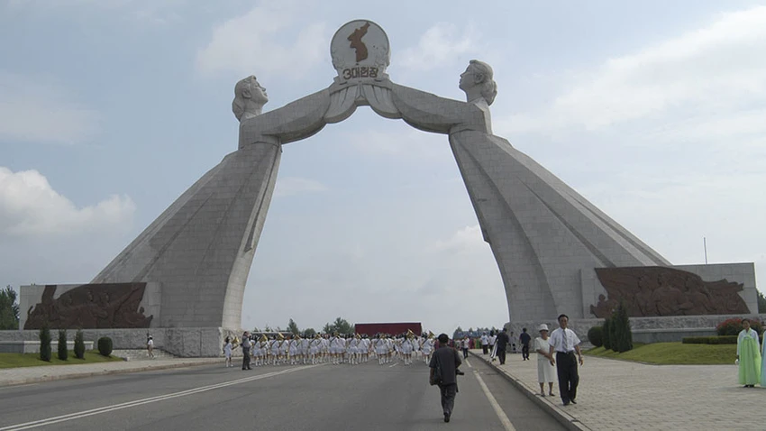 Nga-Trung không tham gia họp thượng đỉnh về Triều Tiên ảnh 2 Vòng cung ở Bình Nhưỡng (Triều Tiên) được xây theo biểu tượng thống nhất. Ảnh: REUTERS