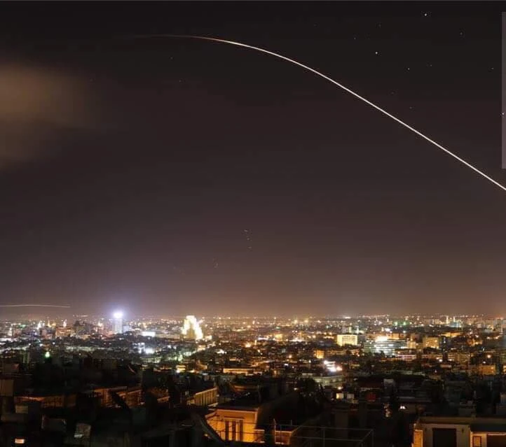 Tên lửa Tomahawk của Mỹ bắn trúng kho vũ khí hóa học Syria ảnh 1 Tên lửa Tomahawk của Mỹ bắn trúng kho vũ khí hóa học Syria ảnh 1