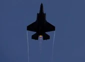 Cao nguyên Golan hứng 20 tên lửa từ Syria, Israel ra tay
