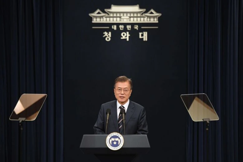 Tổng thống Hàn Quốc Moon Jae-in nói ông đã không ngủ được đêm trước thượng đỉnh Mỹ-Triều. Ảnh: ST