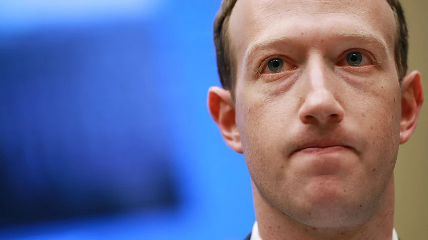 Nhà sáng lập Mark Zuckerberg mất 16 tỉ đô giá trị thị trường trong ngày 26-7. Ảnh: GETTY IMAGES
