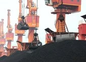 Tàu than Mỹ đổi hướng sang Hàn, né thuế Trung Quốc