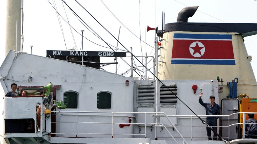 Tàu chở hàng Kangsong của Triều Tiên. Ảnh: AFP
