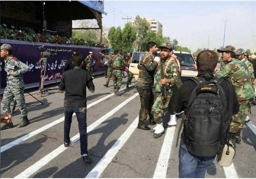 Iran thề trả thù chí tử vụ đoàn diễu binh bị tấn công. Ảnh: REUTERS