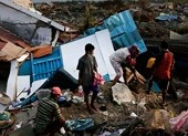 Indonesia lại hứng động đất chưa đầy 2 tuần sau thảm họa kinh hoàng ở Sulawesi. Ảnh: AFP