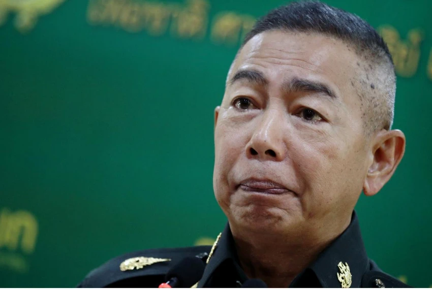 Tổng Tư lệnh quân đội hoàng gia Thái Lan Apirat Kongsompong khẳng định quân đội sẽ không can thiệp nếu chính trị ổn định sau cuộc bầu cử tới. Ảnh: REUTERS