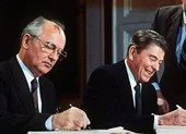New York Times: Mỹ sắp rút khỏi hiệp định hạt nhân với Nga
