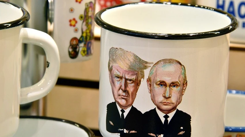 Thăm dò tại Đức cho thấy tỷ lệ dân Đức ủng hộ Tổng thống Nga Vladimir Putin (phải) nhiều hơn tỷ lệ ủng hộ Tổng thống Mỹ Donald Trump (trái) – đồng minh thân cận nhất của Đức. Ảnh: REUTERS