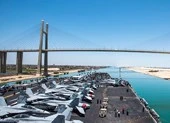 Mỹ tăng do thám Syria, đưa siêu tàu sân bay đến Israel