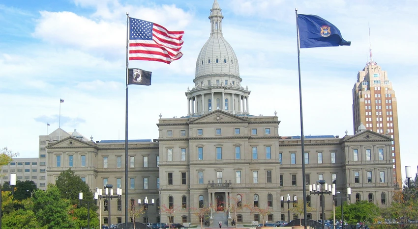 Tổng thống Donald Trump được mời phát biểu Thông điệp Liên bang tại trụ sở nghị viện bang Michigan (Mỹ). Ảnh: STAR OBSERVER