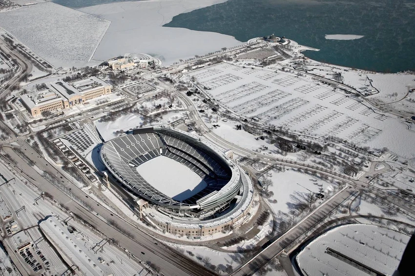 Tuyết phủ trắng xóa ở Chicago, bang Illiois. Ảnh: GETTY IMAGES