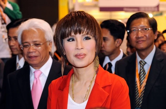 Công chúa Thái Lan Ubolratana Rajakanya trong chuyến thăm khu triển lãm của Thái Lan tại Hong Kong năm 2010. Ảnh: AFP