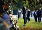 New Zealand: Nuôi chó cũng phải đăng ký nhưng súng thì không