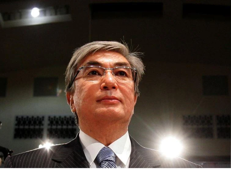Kassym-Jomart Tokayev sẽ tạm thời giữ chức tổng thống Kazakhstan đến khi nhiệm kỳ kết thúc. Ảnh: REUTERS