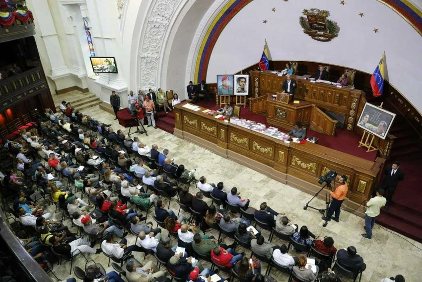 Hội đồng Hiến pháp Quốc gia Venezuela họp tại Caracas (Venezuela) ngày 2-4. Ảnh: AP