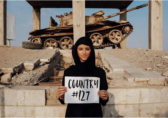 Cô gái trẻ Lexie Alford trong một chuyến đi đến Yemen. Ảnh: INSTAGRAM