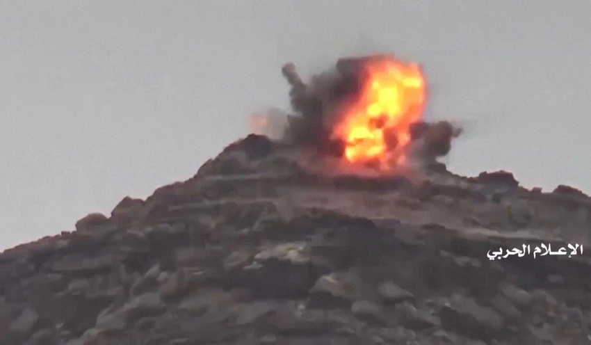 Một vụ nổ mà Houthis thuyết minh là một vụ tấn công của Houthis vào địa điểm của Saudi Arabia gần vùng Najran của Saudi Arabia, giáp biên giới với Yemen. Ảnh: REUTERS