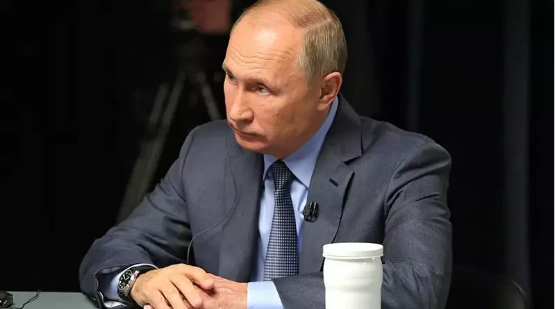 Tổng thống Nga Vladimir Putin trong buổi trả lời phỏng vấn 3 đài truyền hình tiếng Ả Rập RT Arabic, Al Arabiya, Sky News Arabia. Ảnh: KREMLIN.RU