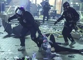 Hong Kong: Còn khoảng 300 người kẹt trong trường đại học 