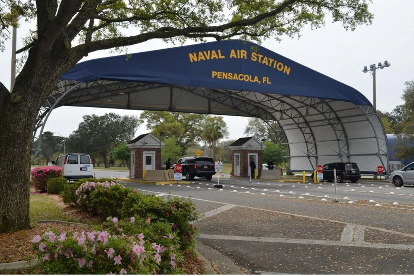 Cổng chính căn cứ hải quân Pensacola ở bang Florida (Mỹ). Ảnh: US NAVY