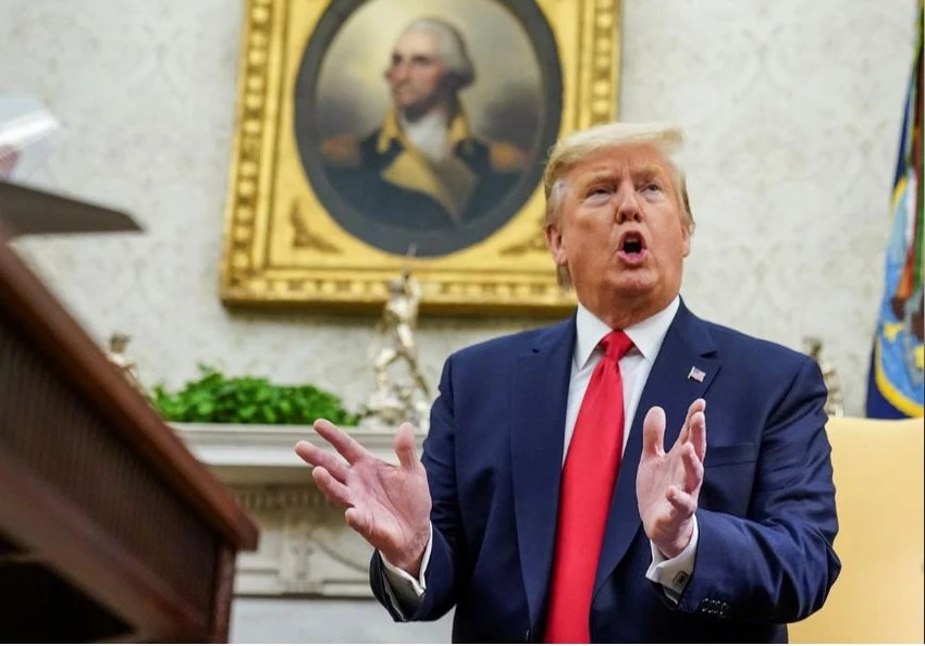 Tổng thống Mỹ Donald Trump tại Nhà Trắng ngày 17-12. Ông vừa gửi một lá thư đến Chủ tịch Hạ viện Nancy Pelosi chỉ trích tiến trình luận tội ông. Ảnh: REUTERS
