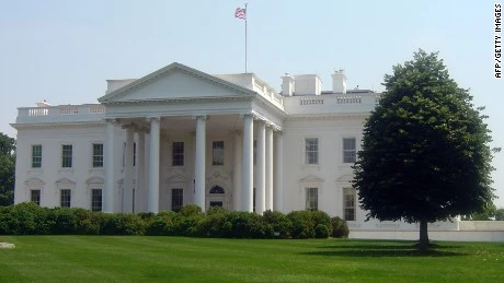 Phục vụ riêng nhiễm COVID-19, ông Trump sẽ xét nghiệm lại ảnh 1 Phục vụ riêng nhiễm COVID-19, ông Trump sẽ xét nghiệm lại ảnh 1