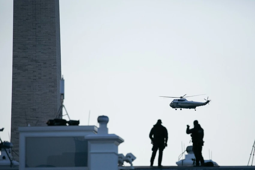 Trực tiếp: Ông Biden, bà Harris đã tuyên thệ nhậm chức ảnh 22 Trực tiếp: Ông Biden, bà Harris đã tuyên thệ nhậm chức ảnh 22