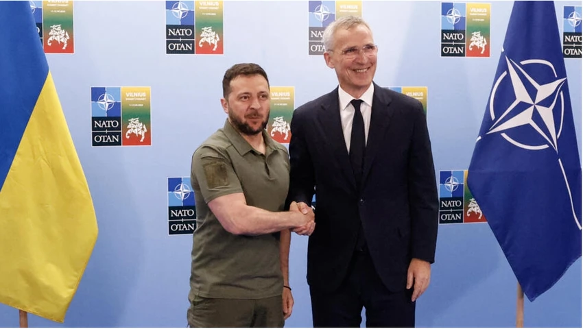 Zelensky-NATO- Ukraine dùng vũ khí phương Tây đánh Nga.PNG