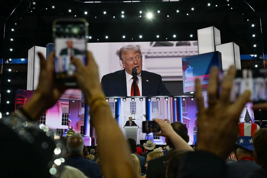 Trump phát biểu7.jpg
