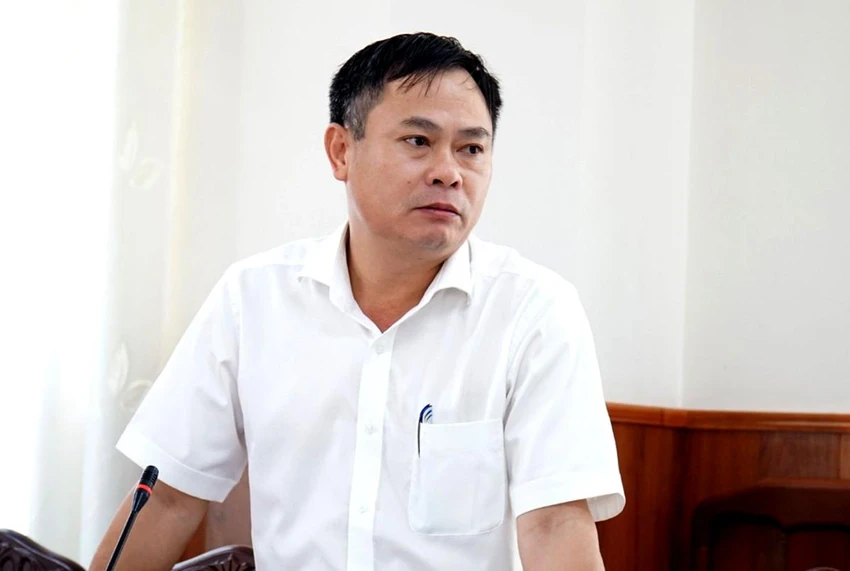 Đại tá Huỳnh Tấn Hạnh thông tin về việc điều tra vụ cháy. Ảnh: HH Đại tá Huỳnh Tấn Hạnh thông tin về việc điều tra vụ cháy. Ảnh: HH