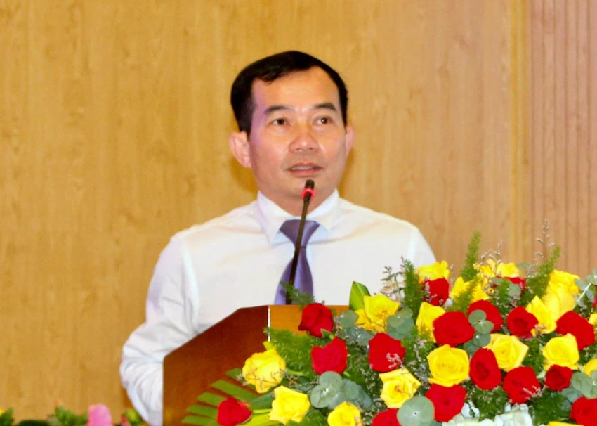 Ông Nguyễn Trí Tuân bị cách chức. Ảnh: ĐẠI BIỂU NHÂN DÂN KHÁNH HÒA Ông Nguyễn Trí Tuân bị cách chức. Ảnh: ĐẠI BIỂU NHÂN DÂN KHÁNH HÒA