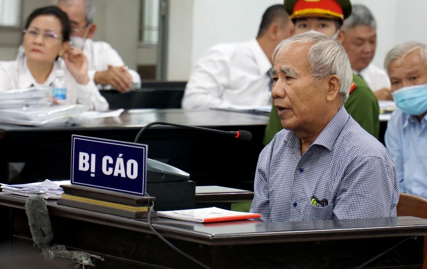 Bị cáo Đào Công Thiện tại phiên xử. Ảnh: HH Bị cáo Đào Công Thiện tại phiên xử. Ảnh: HH