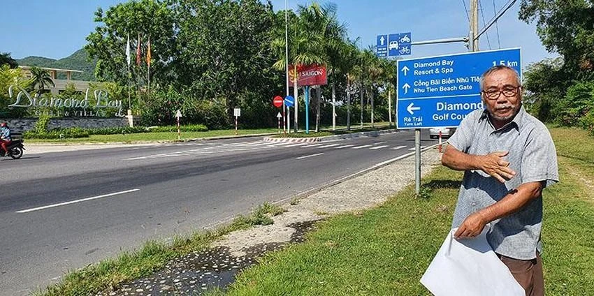 Ông Nguyễn Văn Bình cho rằng việc thu hồi đất thực hiện dự án Sông Lô có nhiều khuất tất. Ảnh: TẤN LỘC Ông Nguyễn Văn Bình cho rằng việc thu hồi đất thực hiện dự án Sông Lô có nhiều khuất tất. Ảnh: TẤN LỘC