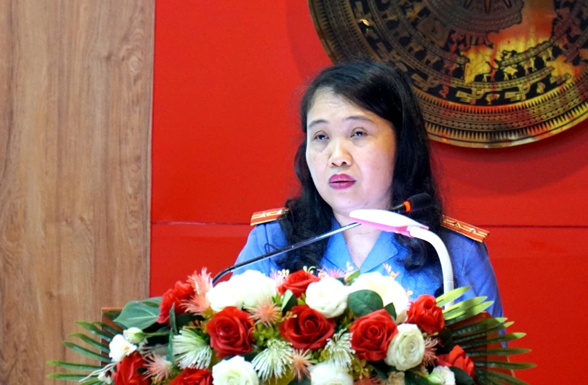 Bà Đào Thị Ngọc Thuận, đại diện VKSND tỉnh Khánh Hòa, cho biết tỉ lệ hòa giải thành án hành chính là 0%. Ảnh: H.H Bà Đào Thị Ngọc Thuận, đại diện VKSND tỉnh Khánh Hòa, cho biết tỉ lệ hòa giải thành án hành chính là 0%. Ảnh: H.H