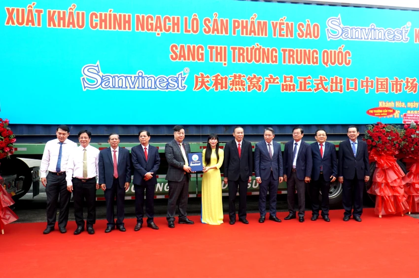 yến sào.jpg