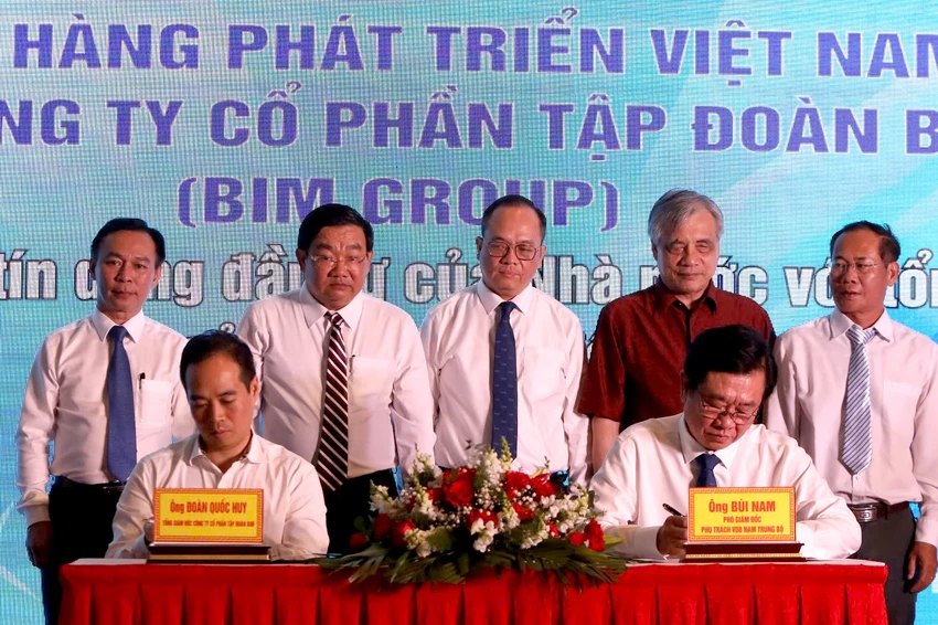 tổ chức tín dụng 2.jpg