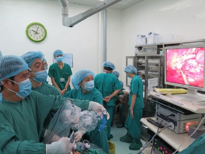 Lần đầu tiên Việt Nam ghép thận chéo thành công ảnh 3 Lần đầu tiên Việt Nam ghép thận chéo thành công ảnh 3