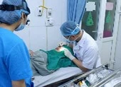 Máu chảy liên tục gần 8 tiếng sau khi cắt mí tại spa