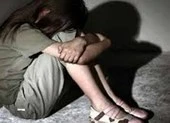 Thanh niên làm chuyện người lớn với thiếu nữ 15 đến có thai