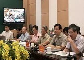 Phi công người Anh chưa thể về nước như mong muốn