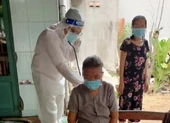 TP.HCM: Ca bệnh COVID-19 nhập viện cao hơn xuất viện