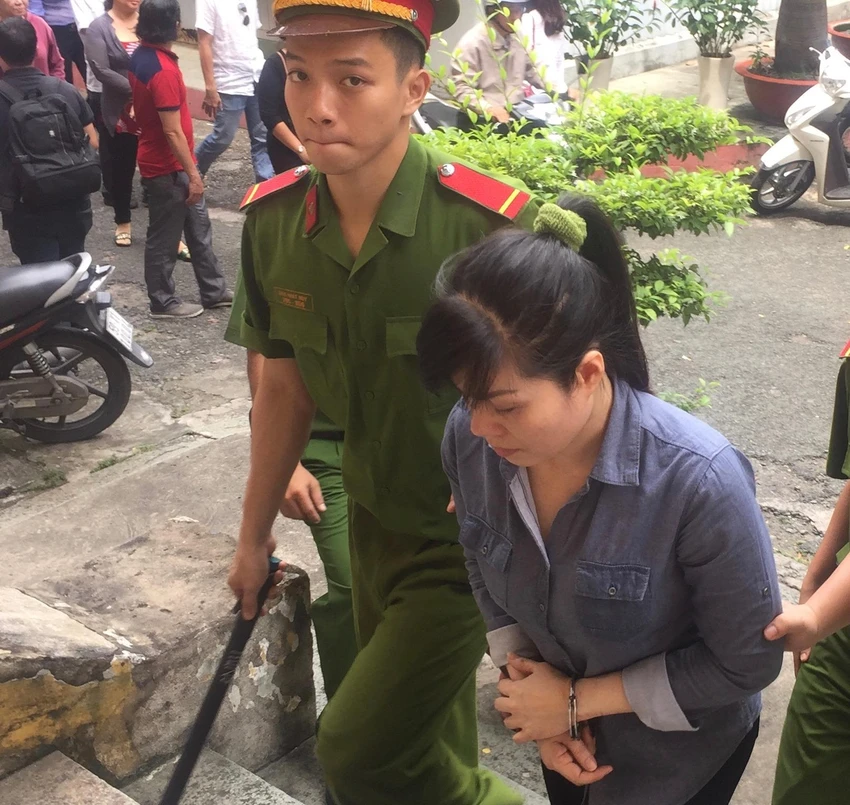 Phi vụ 'chạy án' giá 2 tỉ đồng ảnh 2 Phi vụ 'chạy án' giá 2 tỉ đồng ảnh 2